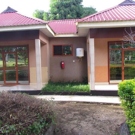 Mikumi Resort Hotel Exteriér fotografie